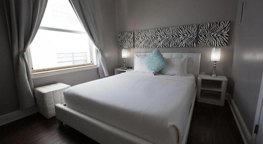 Odyssey Of South Beach Apart Hotel Miami Beach Exterior photo