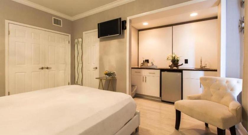 Odyssey Of South Beach Apart Hotel Miami Beach Exterior photo